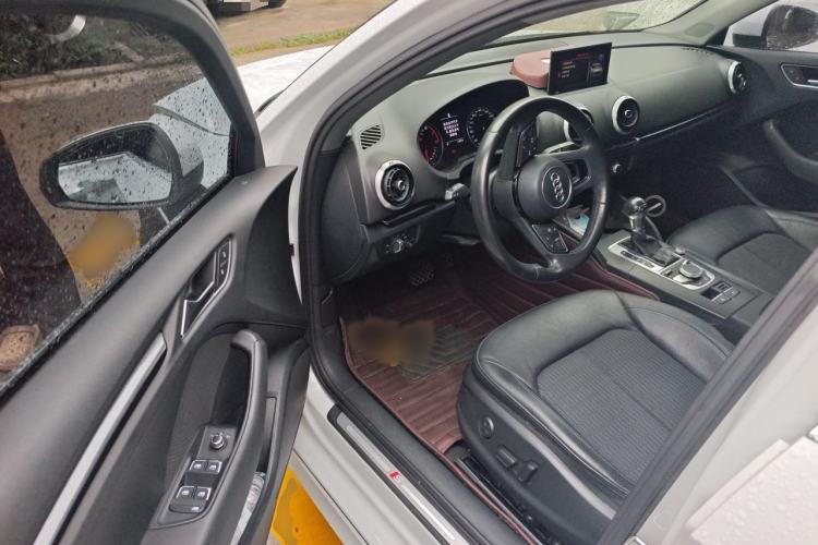 Used Audi A3 2018 30th Anniversary Edition Limousine 35 TFSI Fashion Model Interior 3