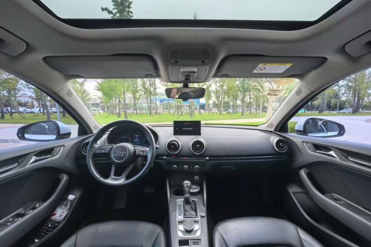 Used Audi A3 2018 30th Anniversary Edition Limousine 35 TFSI Fashion Model Interior 4