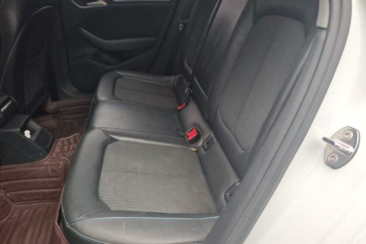 Used Audi A3 2018 30th Anniversary Edition Limousine 35 TFSI Fashion Model Interior 4