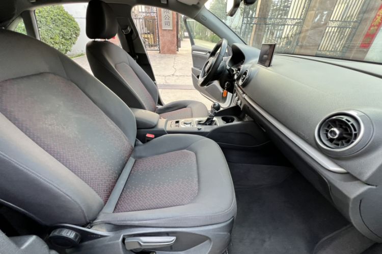 Used Audi A3 2018 30th Anniversary Edition Limousine 35 TFSI Ambition Model Interior 8