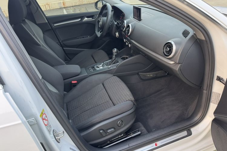 Used Audi A3 2018 30th Anniversary Edition Sportback 35 TFSI Sport Model Interior 8