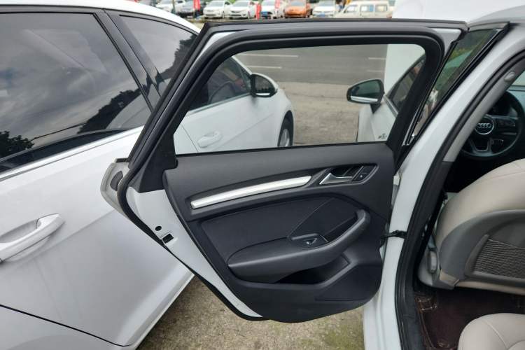 Used Audi A3 2018 30th Anniversary Edition Sportback 35 TFSI Ambition Model Interior 8