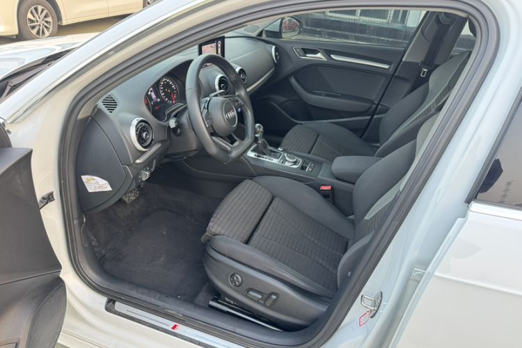 Used Audi A3 2018 30th Anniversary Edition Sportback 35 TFSI Sport Model Interior 9