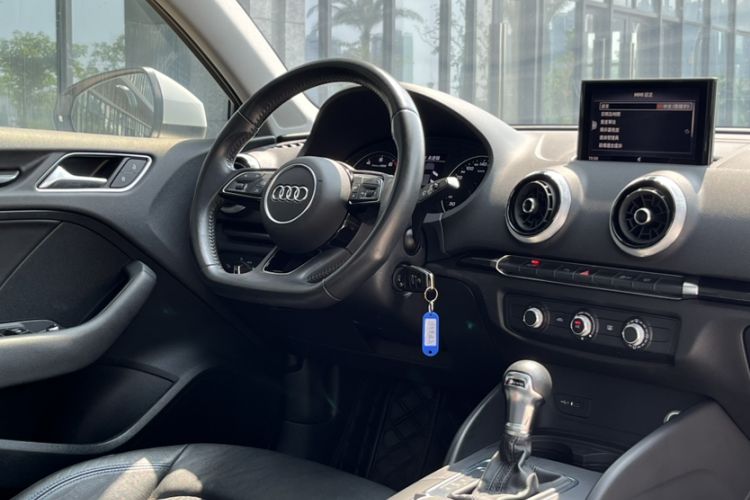 Used Audi A3 2018 30th Anniversary Edition Limousine 35 TFSI Fashion Model Interior 9