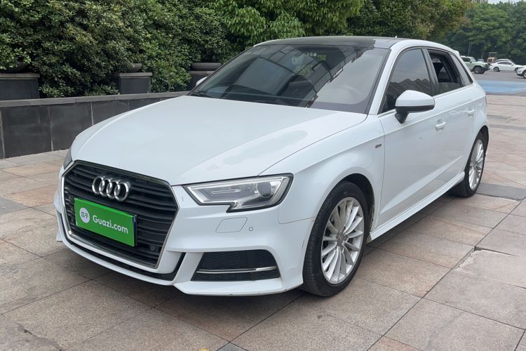 Audi A3 2018 30th Anniversary Edition Sportback 35 TFSI Fashion Model usata Guazi used car, China used car export, Used car for sale, Used cars, Cheapest cars for sale