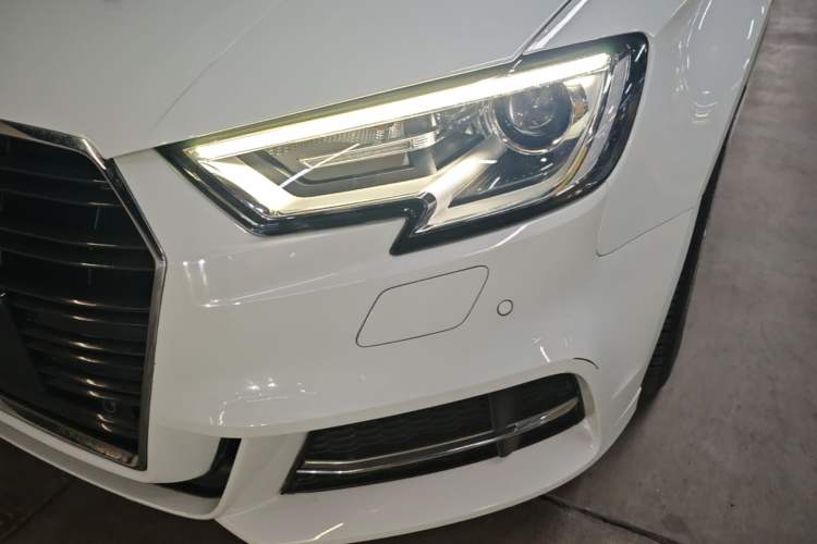 Used Audi A3 2018 30th Anniversary Edition Limousine 35 TFSI Fashion Model Left Front Headlight