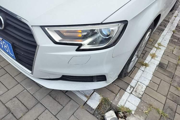 Used Audi A3 2018 30th Anniversary Edition Sportback 35 TFSI Ambition Model Left Front Headlight
