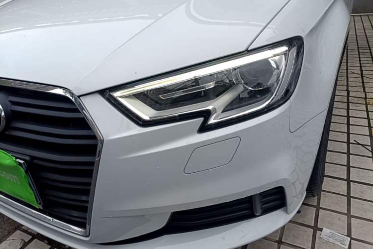 Used Audi A3 2018 30th Anniversary Edition Sportback 35 TFSI Ambition Model Left Front Headlight