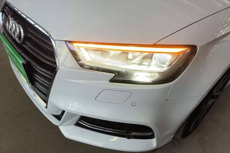 Used Audi A3 2018 30th Anniversary Edition Limousine 35 TFSI Sport Model Left Front Headlight