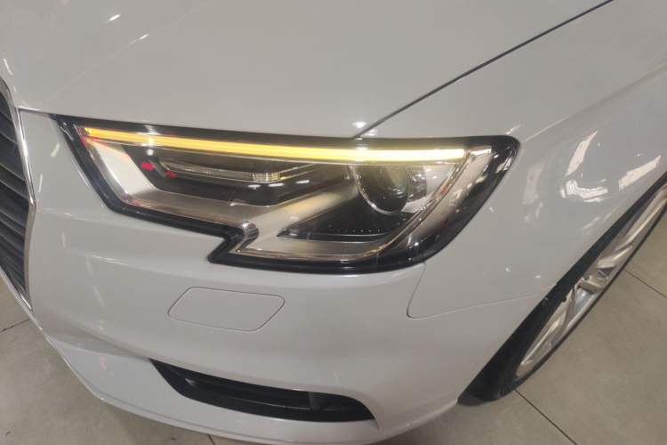 Used Audi A3 2018 30th Anniversary Edition Limousine 35 TFSI Ambition Model Left Front Headlight