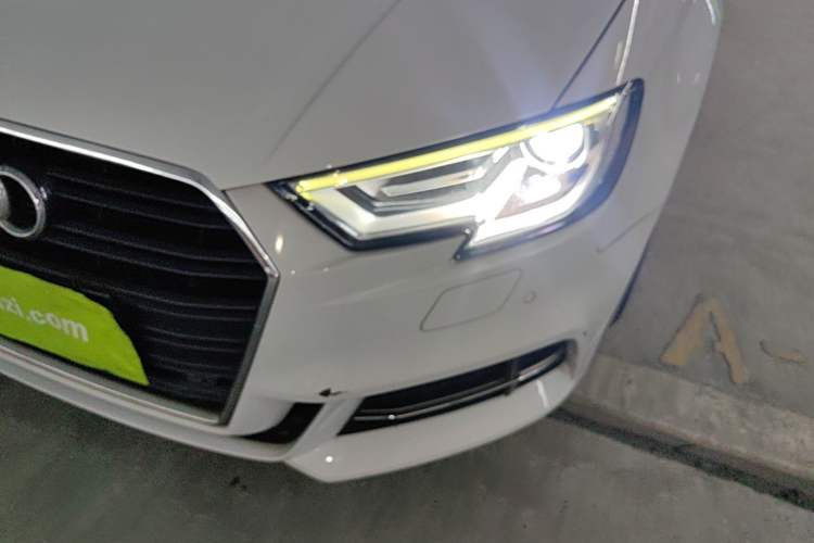 Used Audi A3 2018 30th Anniversary Edition Limousine 35 TFSI Fashion Model Left Front Headlight