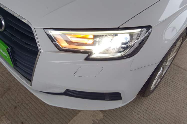 Used Audi A3 2018 30th Anniversary Edition Sportback 35 TFSI Ambition Model Left Front Headlight