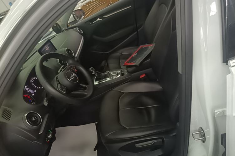 Used Audi A3 2018 30th Anniversary Edition Sportback 35 TFSI Ambition Model Left Front Seat