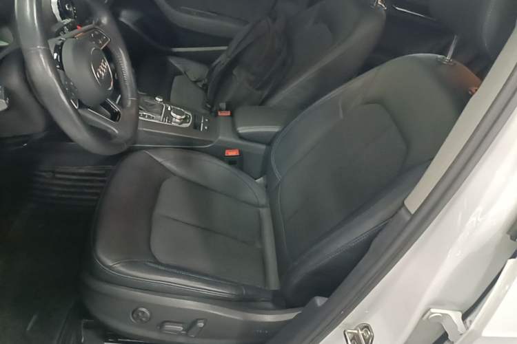 Used Audi A3 2018 30th Anniversary Edition Sportback 35 TFSI Fashion Model Left Front Seat
