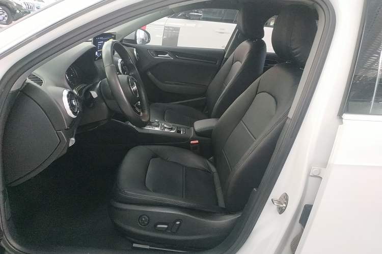 Used Audi A3 2018 30th Anniversary Edition Sportback 35 TFSI Fashion Model Left Front Seat