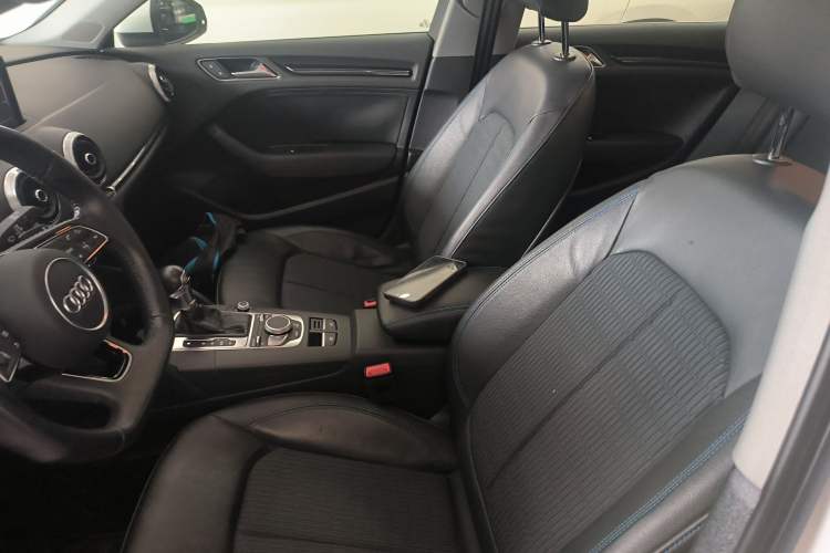 Used Audi A3 2018 30th Anniversary Edition Limousine 35 TFSI Fashion Model Left Front Seat