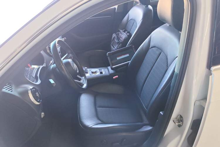 Used Audi A3 2018 30th Anniversary Edition Sportback 35 TFSI Fashion Model Left Front Seat