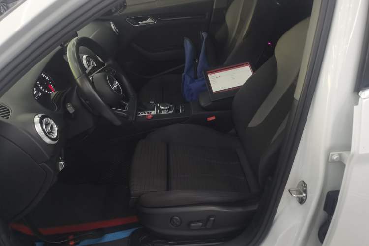 Used Audi A3 2018 30th Anniversary Edition Limousine 35 TFSI Sport Model Left Front Seat
