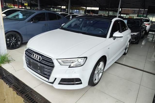 Used Audi A3 2018 30th Anniversary Edition Limousine 35 TFSI Fashion Model