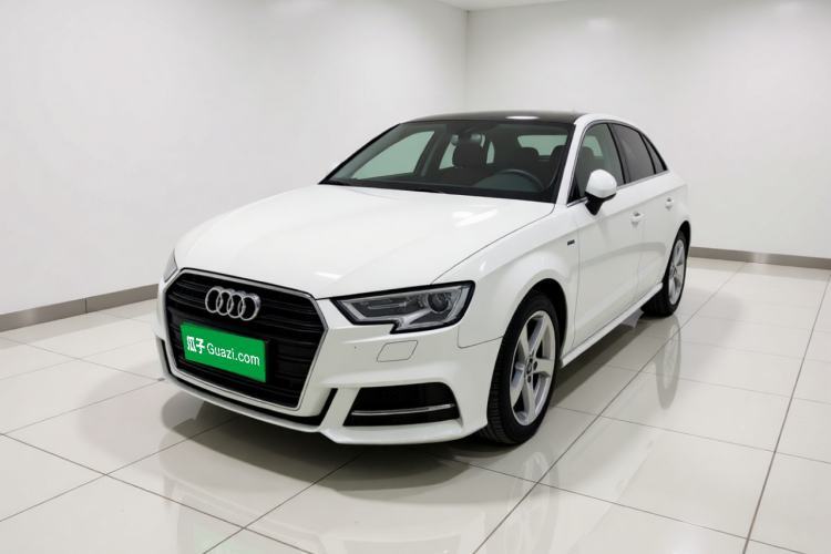 Used Audi A3 2018 30th Anniversary Edition Sportback 35 TFSI Fashion Model Guazi used car, China used car export, Used car for sale, Used  cars, Cheapest cars for sale
