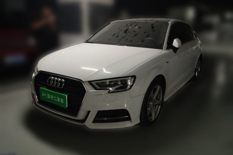 Used Audi A3 2018 30th Anniversary Edition Sportback 35 TFSI Fashion Model Guazi used car, China used car export, Used car for sale, Used  cars, Cheapest cars for sale