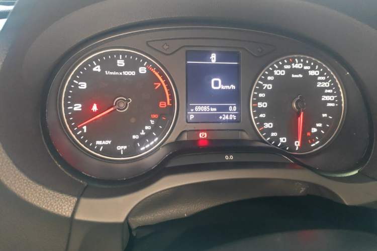 Used Audi A3 2018 30th Anniversary Edition Limousine 35 TFSI Style Model Odometer Close Up