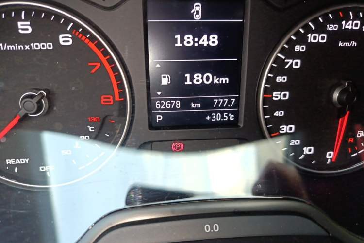 Used Audi A3 2018 30th Anniversary Edition Limousine 35 TFSI Style Model Odometer Close Up