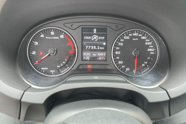Used Audi A3 2018 30th Anniversary Edition Sportback 35 TFSI Fashion Model Odometer Close Up