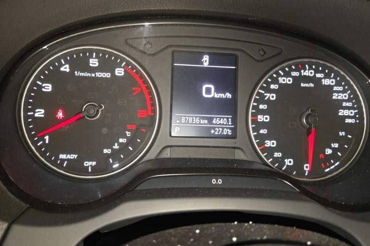 Used Audi A3 2018 30th Anniversary Edition Limousine 35 TFSI Fashion Model Odometer Close Up
