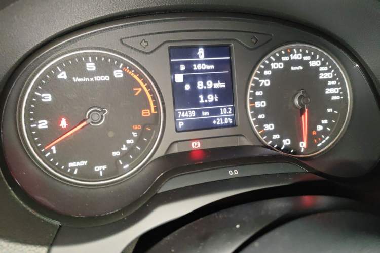 Used Audi A3 2018 30th Anniversary Edition Limousine 35 TFSI Fashion Model Odometer Close Up