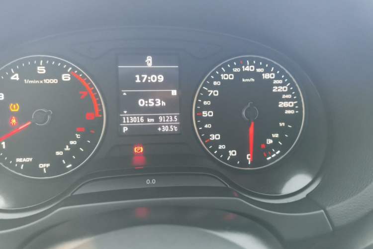 Used Audi A3 2018 30th Anniversary Edition Limousine 35 TFSI Ambition Model Odometer Close Up