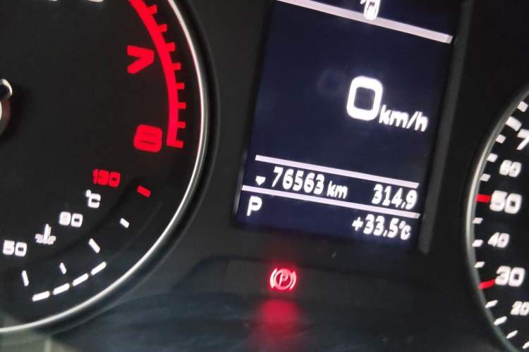 Used Audi A3 2018 30th Anniversary Edition Limousine 35 TFSI Ambition Model Odometer Close Up