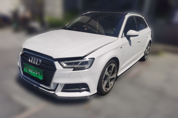 Used Audi A3 2018 30th Anniversary Edition Sportback 35 TFSI Sport Model Guazi used car, China used car export, Used car for sale, Used cars, Cheapest cars for sale