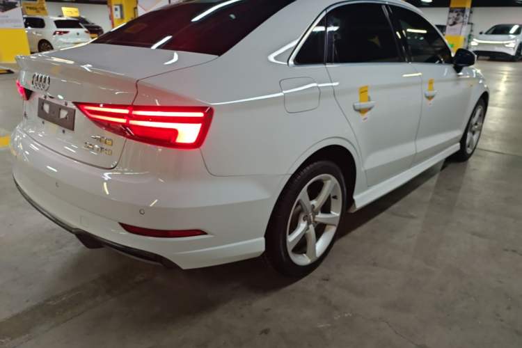 Used Audi A3 2018 30th Anniversary Edition Limousine 35 TFSI Fashion Model Rear Right 45 Deg
