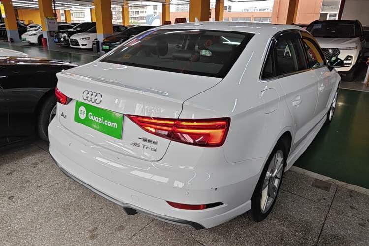 Used Audi A3 2018 30th Anniversary Edition Limousine 35 TFSI Fashion Model Rear Right 45 Deg