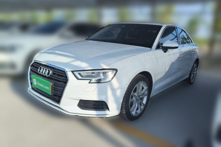 Used Audi A3 2018 30th Anniversary Edition Limousine 35 TFSI Ambition Model Guazi used car, China used car export, Used car for sale, Used cars, Cheapest cars for sale