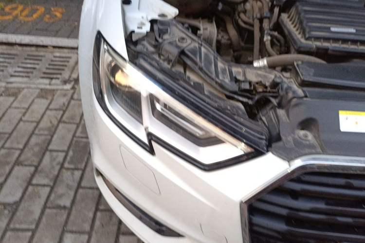 Used Audi A3 2018 30th Anniversary Edition Limousine 35 TFSI Ambition Model Right Front Headlight