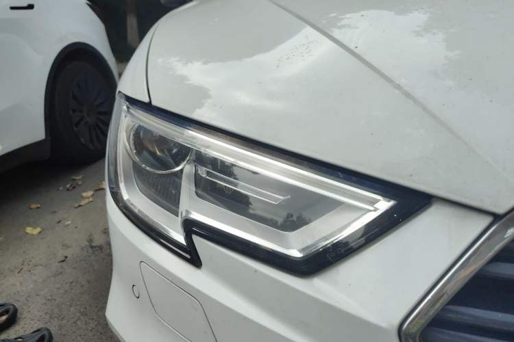 Used Audi A3 2018 30th Anniversary Edition Sportback 35 TFSI Fashion Model Right Front Headlight