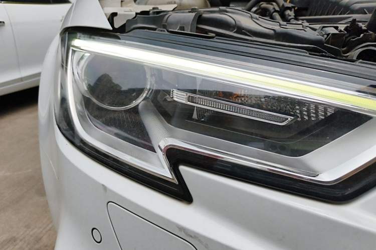 Used Audi A3 2018 30th Anniversary Edition Limousine 35 TFSI Fashion Model Right Front Headlight