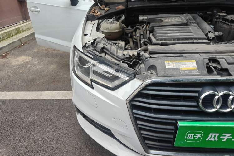 Used Audi A3 2018 30th Anniversary Edition Sportback 35 TFSI Ambition Model Right Front Headlight