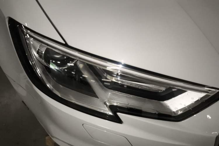 Used Audi A3 2018 30th Anniversary Edition Limousine 35 TFSI Ambition Model Right Front Headlight