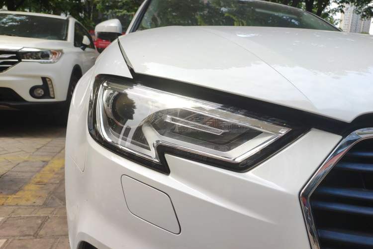 Used Audi A3 2018 30th Anniversary Edition Limousine 35 TFSI Ambition Model Right Front Headlight
