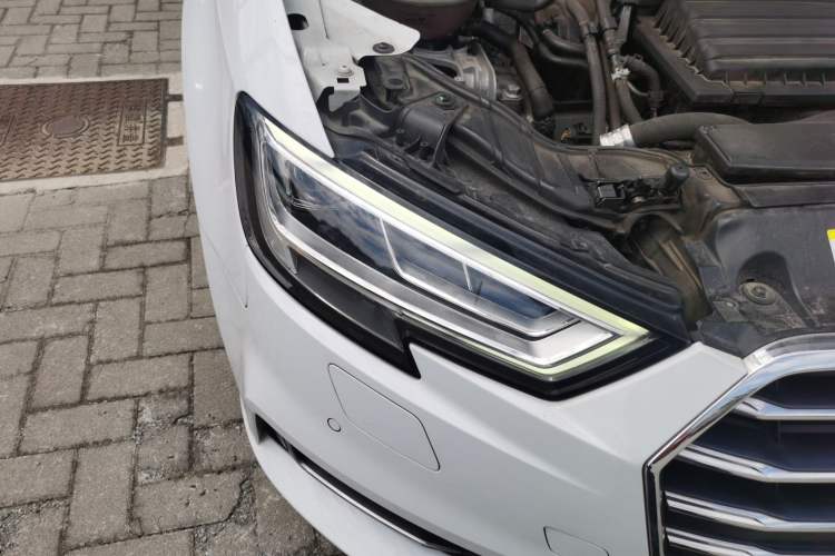 Used Audi A3 2018 30th Anniversary Edition Sportback 35 TFSI Style Model Right Front Headlight