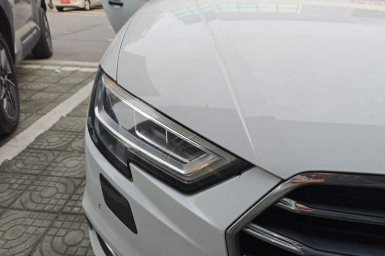 Used Audi A3 2018 30th Anniversary Edition Limousine 35 TFSI Style Model Right Front Headlight