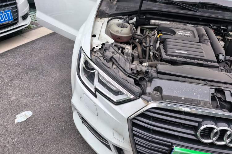Used Audi A3 2018 30th Anniversary Edition Limousine 35 TFSI Fashion Model Right Front Headlight