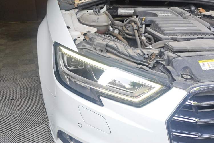 Used Audi A3 2018 30th Anniversary Edition Limousine 35 TFSI Style Model Right Front Headlight