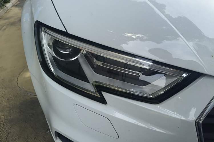 Used Audi A3 2018 30th Anniversary Edition Limousine 35 TFSI Ambition Model Right Front Headlight