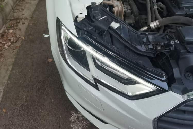 Used Audi A3 2018 30th Anniversary Edition Limousine 35 TFSI Ambition Model Right Front Headlight