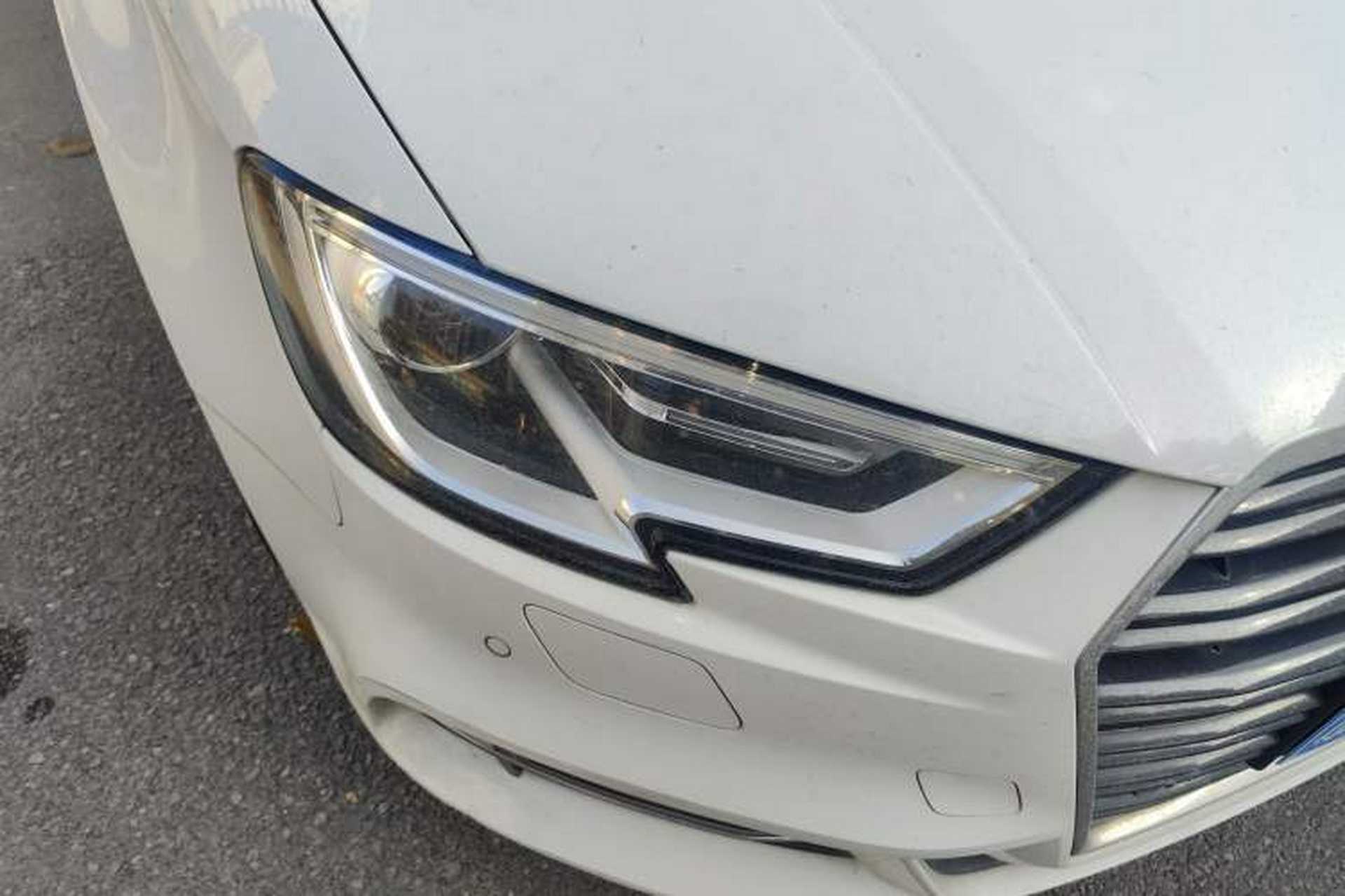 Used Audi A3 2018 30th Anniversary Edition Limousine 35 TFSI Fashion Model Right Front Headlight