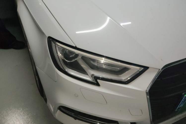 Used Audi A3 2018 30th Anniversary Edition Sportback 35 TFSI Fashion Model Right Front Headlight